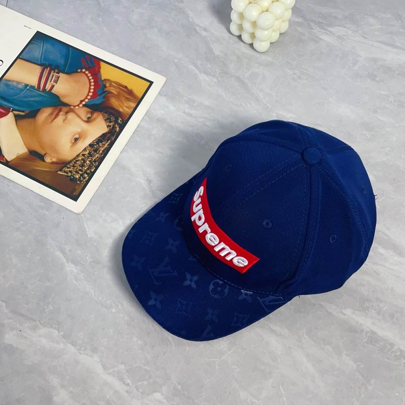 LV X Supreme cap dx (1)